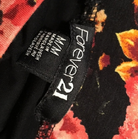 FOREVER 21 Mini Skirt - Picture 3 of 3